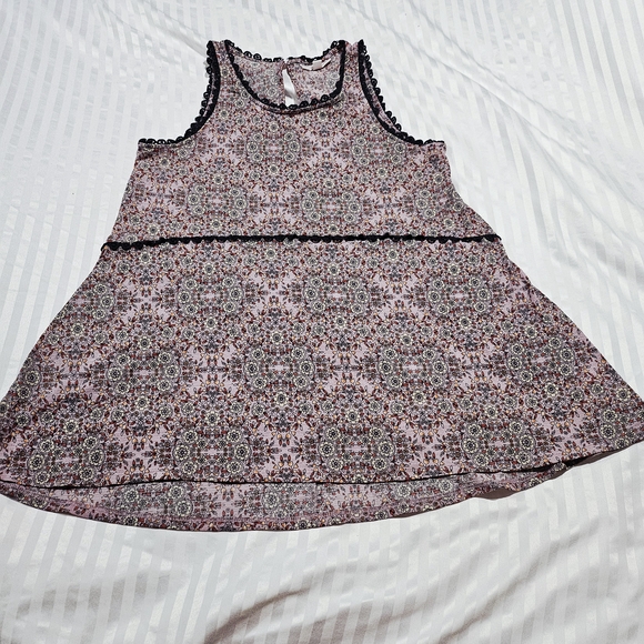 LC Lauren Conrad Tops - Floral Sleeveless Top - Pink and Black